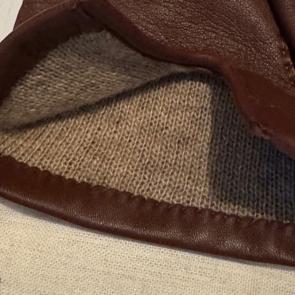 Dents Cashmere lined Leather glove - Picture 5 of 7